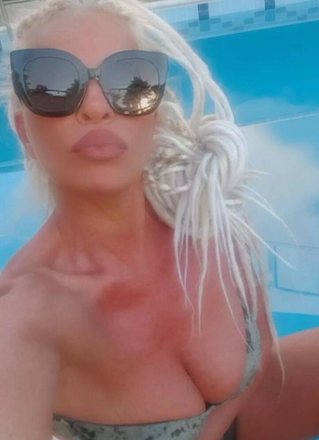 Loredana Modugno étoile sexy collection