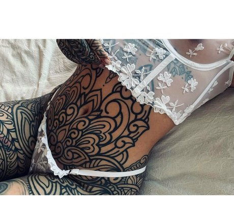 imbellatrixx actrice libre galeries