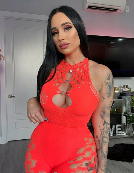 moneybirdette actrice érotique photos