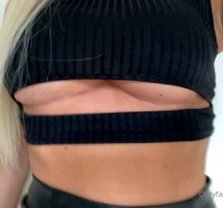 cowgirl milf uniquementfans pornographique adulte galerie