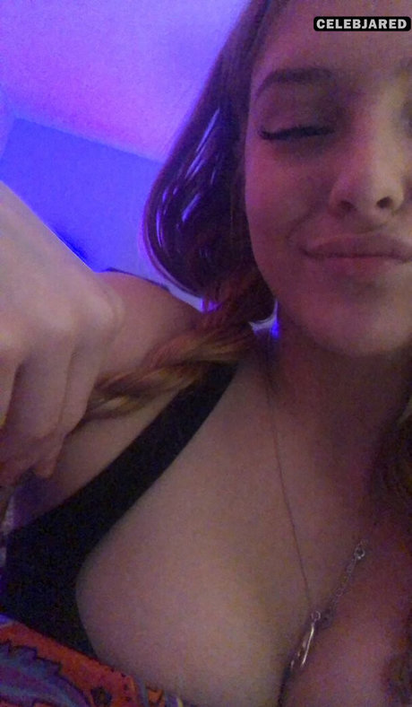 Savannah Colver étoile exclusive img