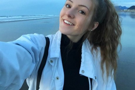 Brenna Winters modèle pornographique image