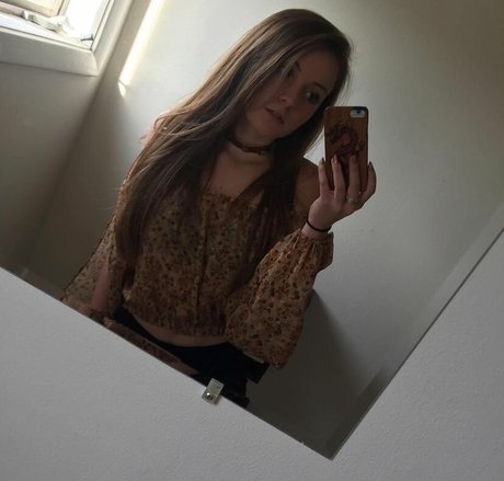 Brenna Winters star du porno chaud archive