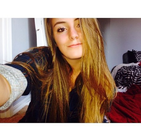 Brenna Winters modèle joli image