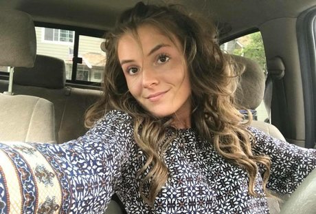 Brenna Winters étoile érotique img