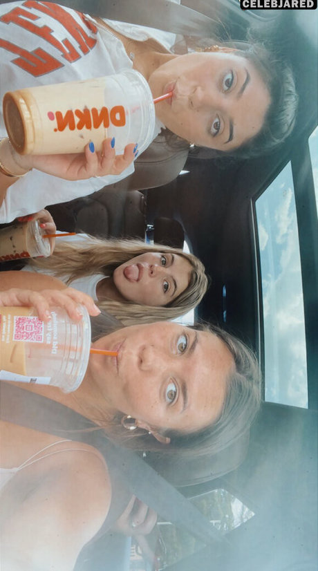 jeunes amateurs onlyfans parfait chaud image