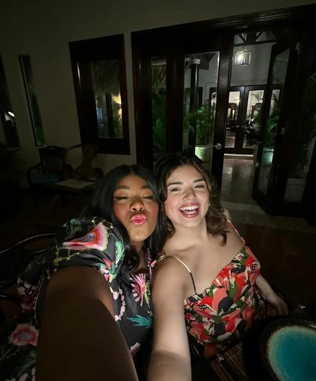 Alondra Larson meilleur modèle images