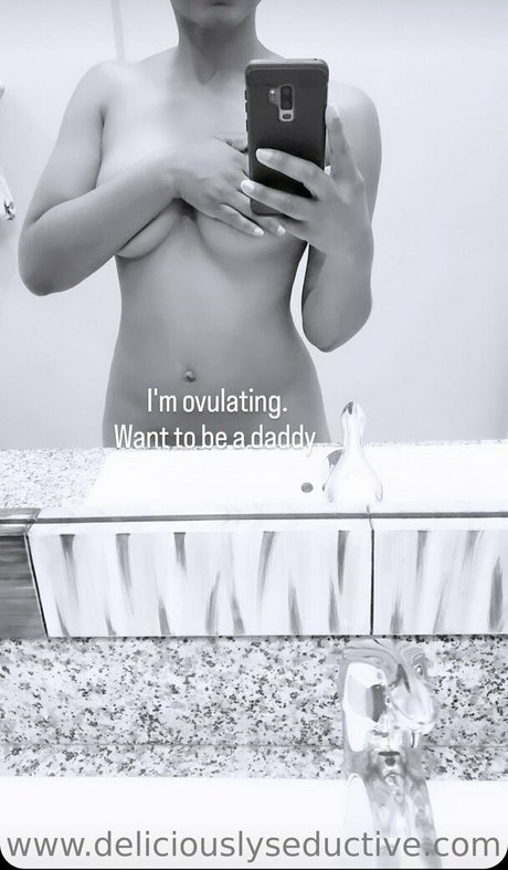 deliciouslyseductive mannequin image