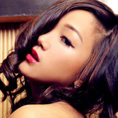 Kyla Gray star érotique image