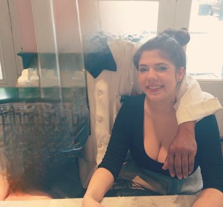 Emily Helen Barry meilleur modèle archive