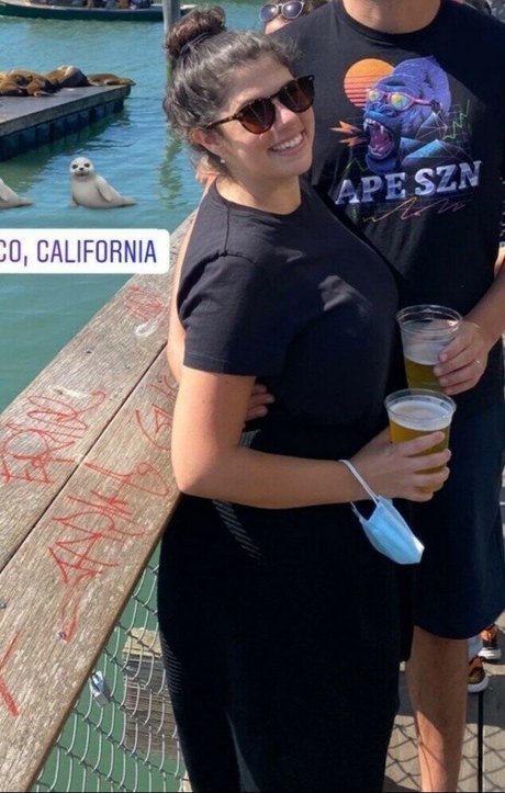 Emily Helen Barry belle star du porno img