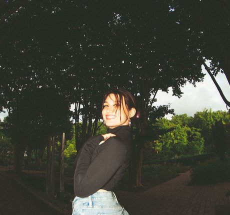 Ashley Boedeker actrice chaude archive