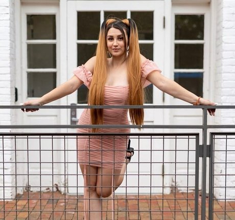 Ashley Boedeker modèle exclusif galeries