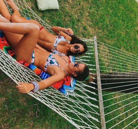 Sofia Severino haut de star du porno image