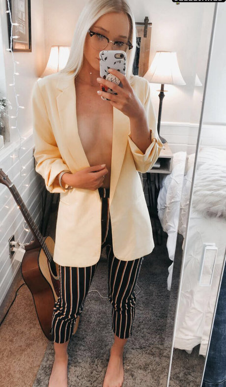 Zola Bzdek star du porno sympa collection