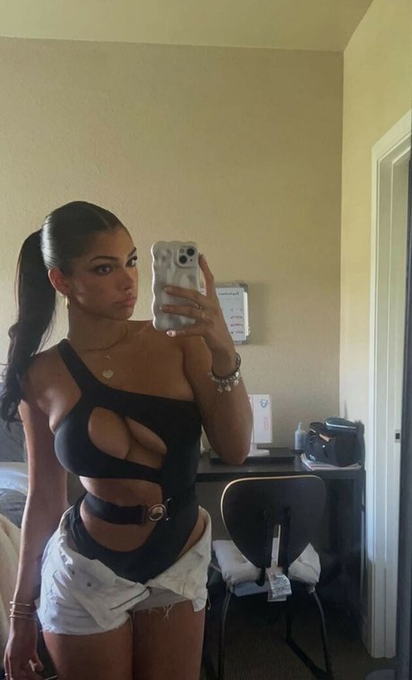 Yalibarel modèles nus photo