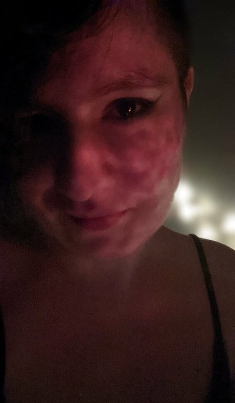 wednesdayeve free Fotoaufnahmen