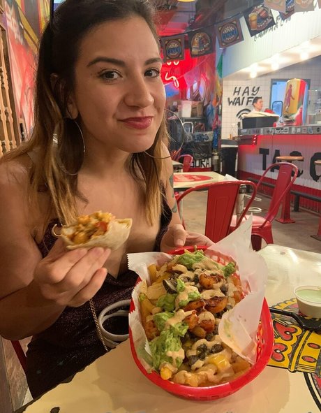 ailu perez ufc star pornographique image