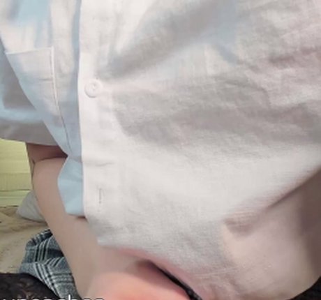 enceintes soumises onlyfans chaud et sexy images