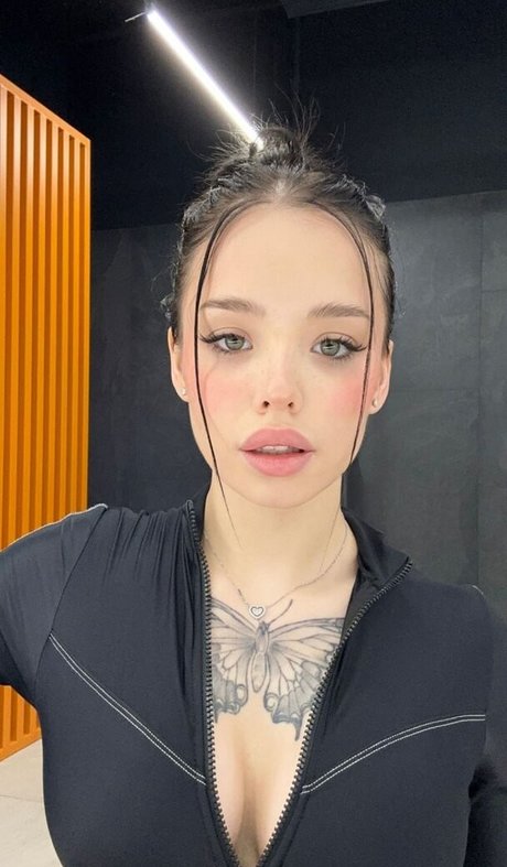 lyna com star du porno chaud galeries