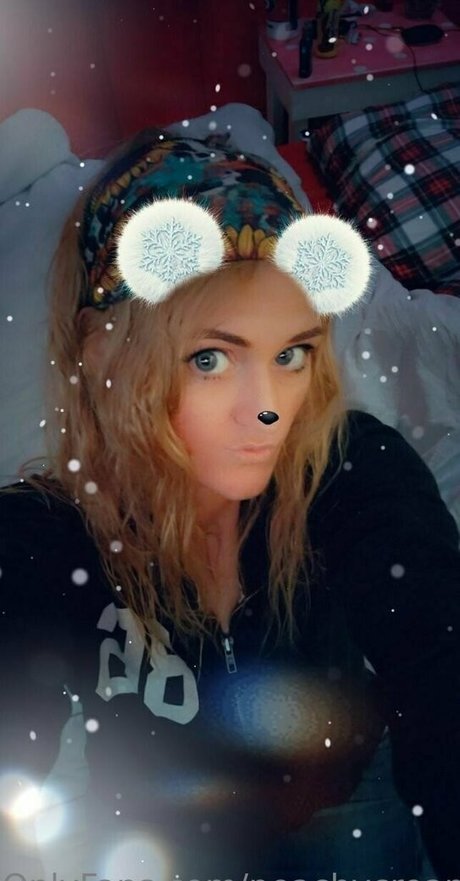 peachycream2017 modèles nus des photos