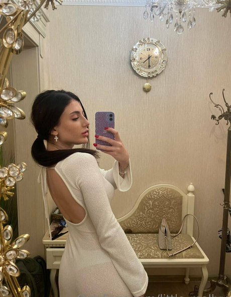 lesbiennes aux gros seins onlyfans art pornographique des photos