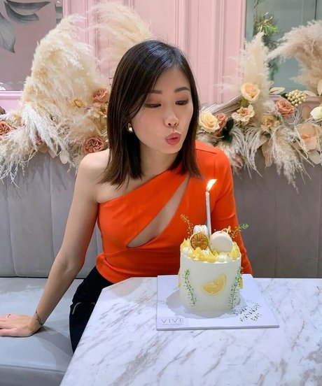 Emi Wong actrice porno photo