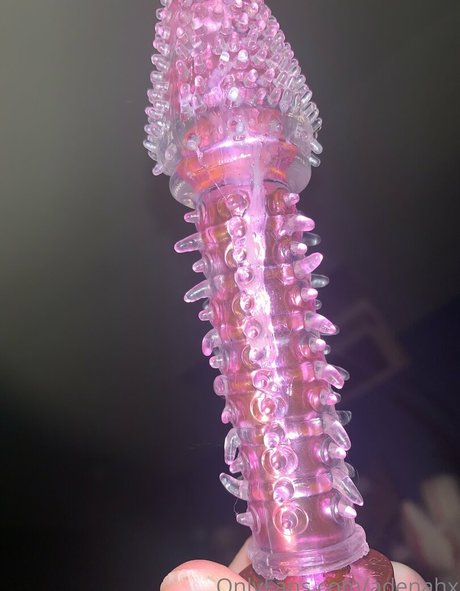 adenahx actrice pornographique image