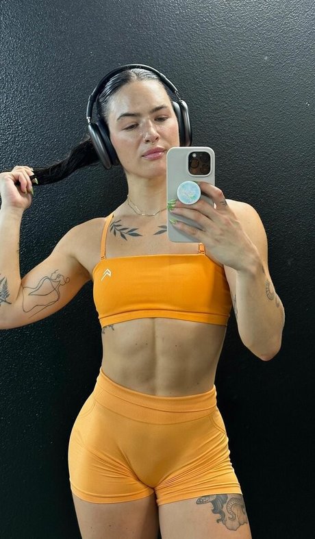 Kelly Matthews actrice porno galeries