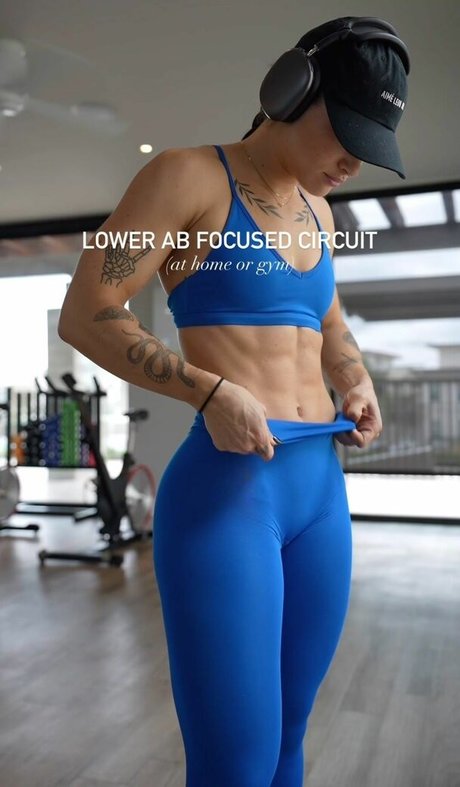 Kelly Matthews actrice pornographique des photos