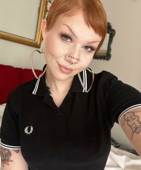 Danni Kancho modèle de sexe des photos