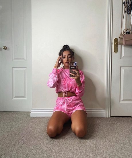 Chloe Reynolds star du porno chaude des photos