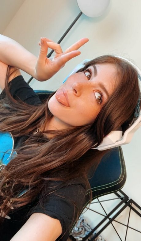 Chrissy Costanza actrice exclusive archive