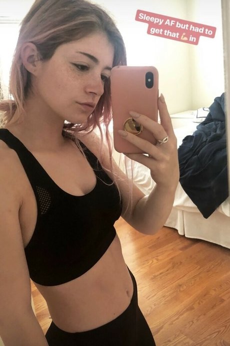 Chrissy Costanza modèle sexy photo