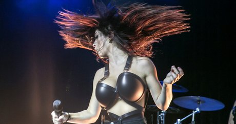 sexe en bikini uniquementfans beau nu images