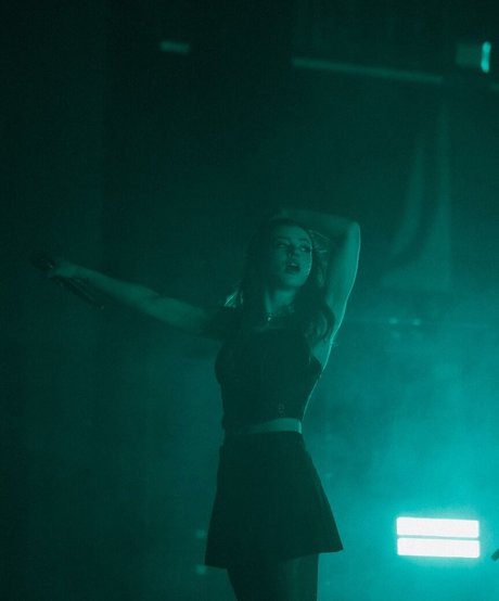 Chrissy Costanza art modèle images