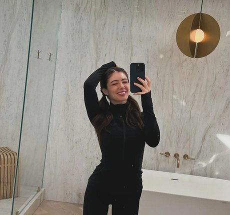 Chrissy Costanza modèle xxx galerie