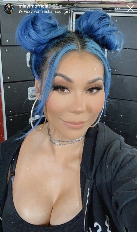 Mia Yim star du porno sympa image