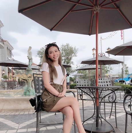 Jasmina étoile exclusive galeries