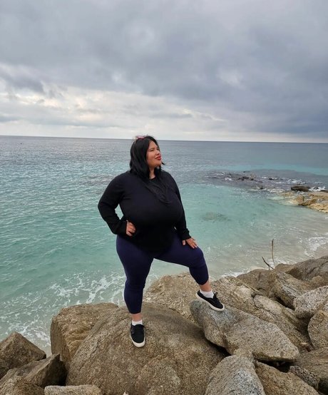 Naty Mari modèle adulte img