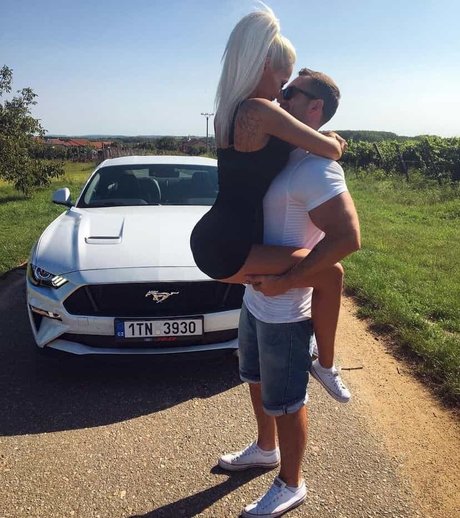 Nikola ihova sexe star du porno photos