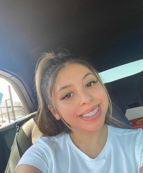 princessemilyyyy nus de stars du porno images