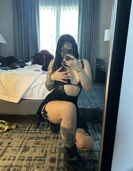 horrorwh0re étoile de l'art collection