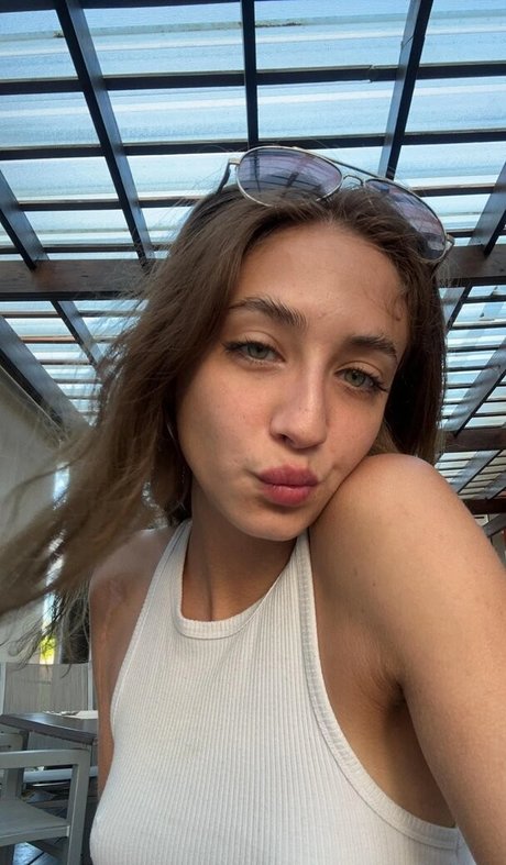 YellowMinimum6204 actrice sexy galerie