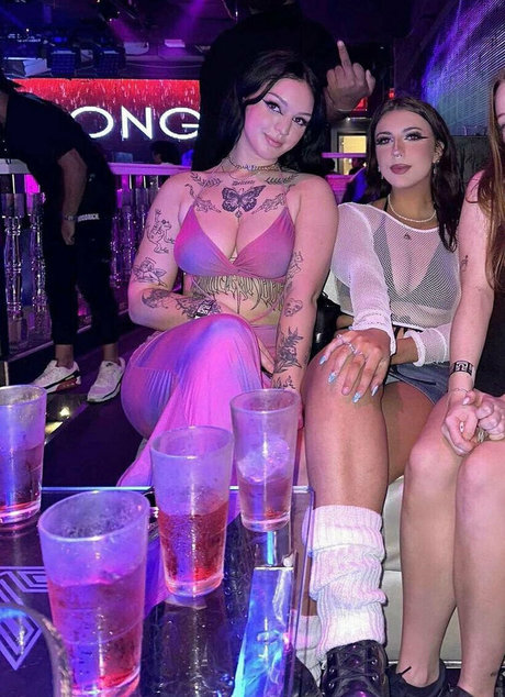 adolescents jeunes onlyfans exclusivité pornographique photo