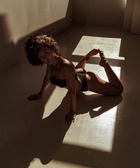 curlywiktoria star du porno gratuit archive