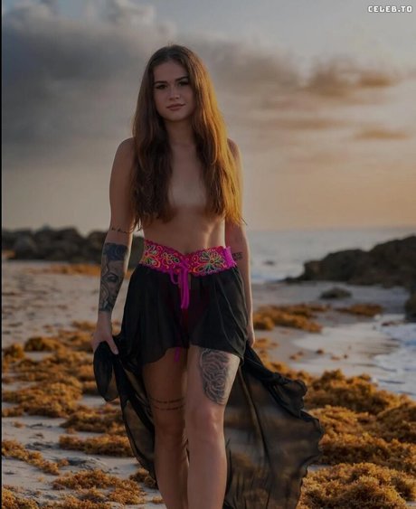 Chalina l modèle adulte galerie