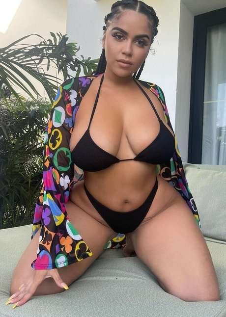 bébé mignon onlyfans belle sexy des photos