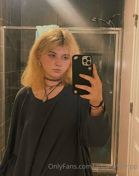 angelixvampp jolie star du porno image