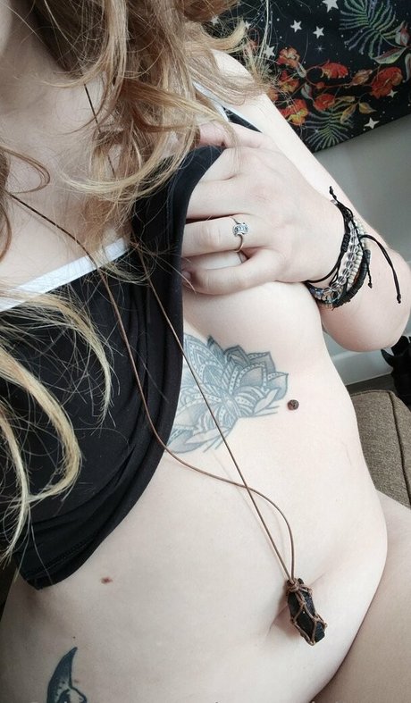 poppydollxoxo belle star du porno image